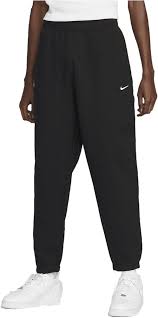 Veste Nike Lab - Performance et Style Réinventés