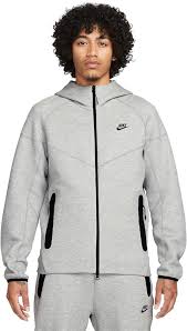 Veste Nike Tech pour Homme - L'alliance parfaite de style et de technologie