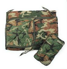 Dragoon Unlimited Couchage Camouflage Woodland - Poncho Liner Idéal pour l'Aventure