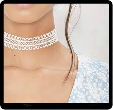 Collier Dentelle Réglables Wedity - Élégance pour le cou d'une femme
