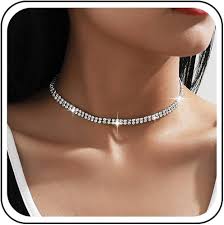 Collier Diamant Brillant TseenYi - L'élégance au cou d'une femme