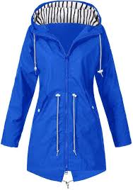 Imperméables Élégants : La Protection Contre la Pluie