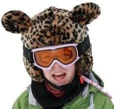 Couvre Casque Léopard Neiges Majestueux - Élégance et Protection