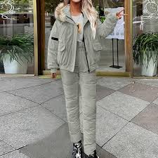 Combinaison Ski Élégante et Fonctionnelle pour Femme